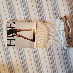 NWT HUE FISHNET TIGHTS